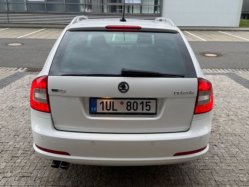 Škoda Octavia (2010) - fotka 7 z 46