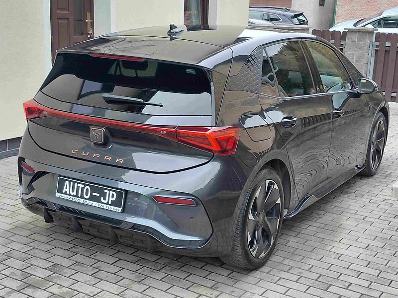 Cupra Born 170kW XL-BAT-77kWh SOH-93,4% - fotka 3 z 8