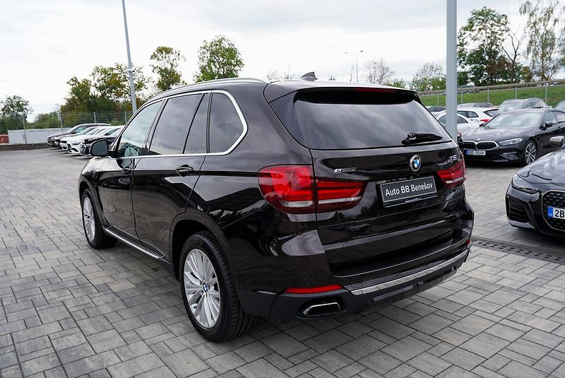 BMW X5 40e xDrive/iPerformance/315 PS - fotka 4 z 49