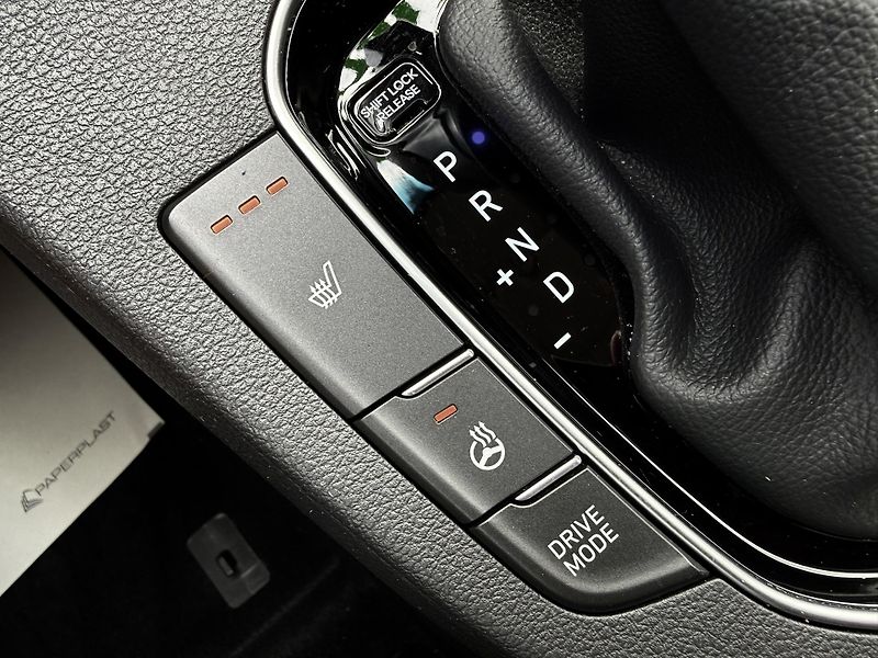 Hyundai i30 1,5 T-GDI DCT Smart Automat ČR - fotka 31 z 40