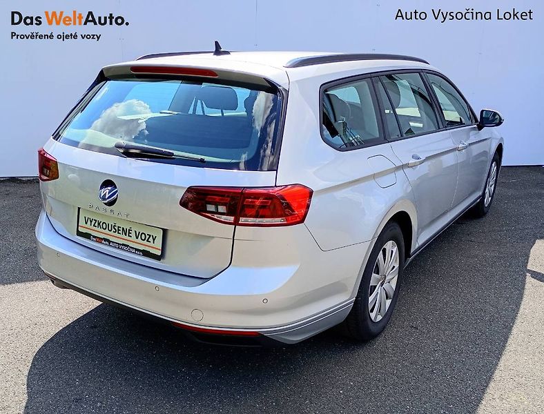 Volkswagen Passat (2021) 2.0 TDI, 110 kW tažné LED manu - fotka 21 z 26