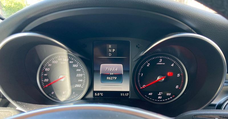 Mercedes-Benz GLC (2018) 250d 4M coupé AMG - fotka 8 z 16
