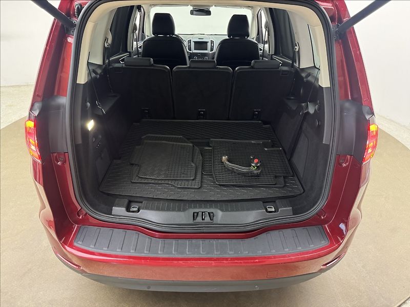 Ford Galaxy 2,0 4X4 AUT 7 MÍST PANO TAŽNÉ - fotka 46 z 48
