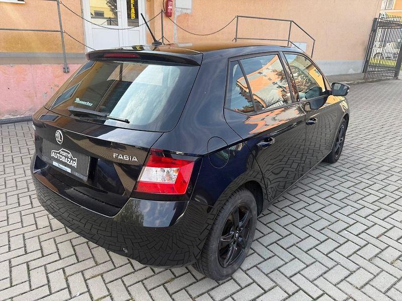Škoda Fabia (2017) 1.2 TSI 66 Kw -Rozvody řemenem - fotka 4 z 11