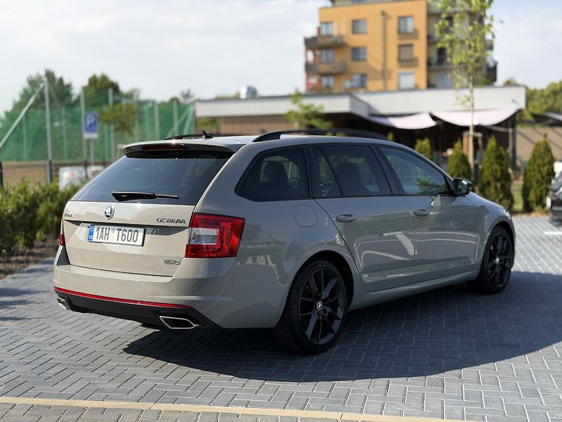 Škoda Octavia 2.0 TDi 135 kW/Challenge - fotka 6 z 23