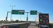 Cesta do Chorvatska autem. Reportéři Deníku vyzkoušeli delší trasu přes Bratislavu, Maďarsko, Záhřeb až do Zadaru a Šibeniku. Zhruba tisíc kilometrů. Z Jadranu se pak vraceli přes Slovinsko a Rakousko