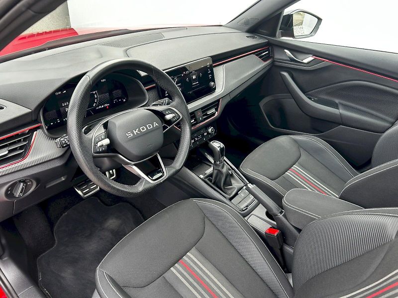 Škoda Kamiq (2025) 1.0 TSI 85kW DSG Monte Carlo - fotka 23 z 35