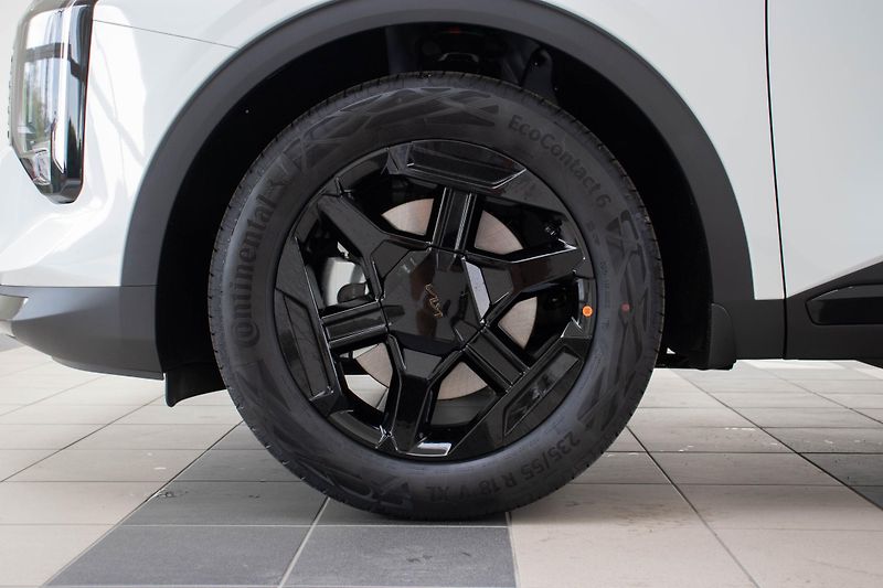 Kia Sportage 1.6 T-GDI 4x2 7DCT BLACK EDITI - fotka 16 z 16