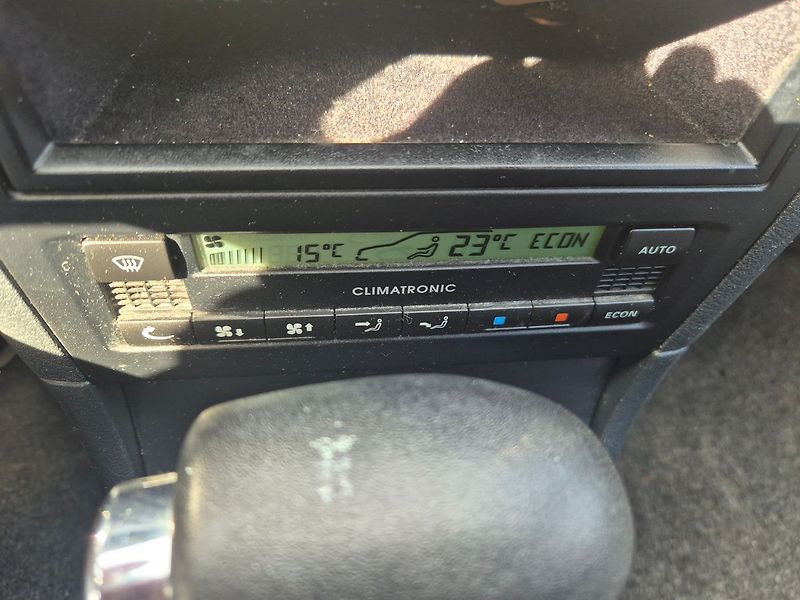 Škoda Octavia (2002) 1.9TDi 66Kw AUTOMAT - fotka 17 z 22