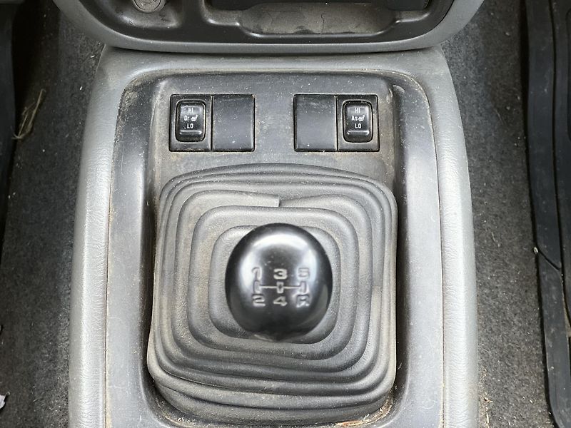 Suzuki Grand Vitara XL-7 2.7i V6 127kw 4x4 TAŽNÉ  - fotka 15 z 22