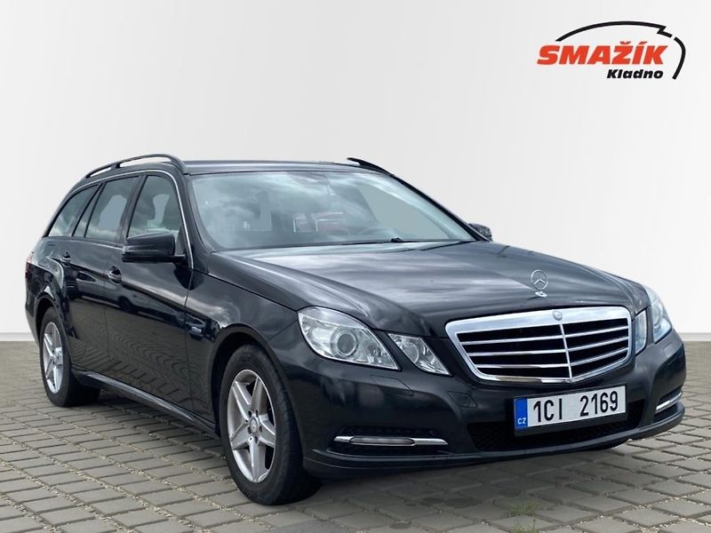 Mercedes-Benz Třídy E (2012) 220 CDI (125kW) NM Aut. - fotka 2 z 28