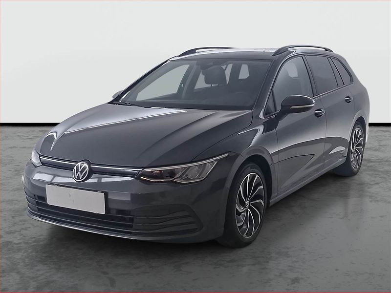 Volkswagen Golf (2021) Life 2.0 TDI, ČR,1.maj - fotka 2 z 17