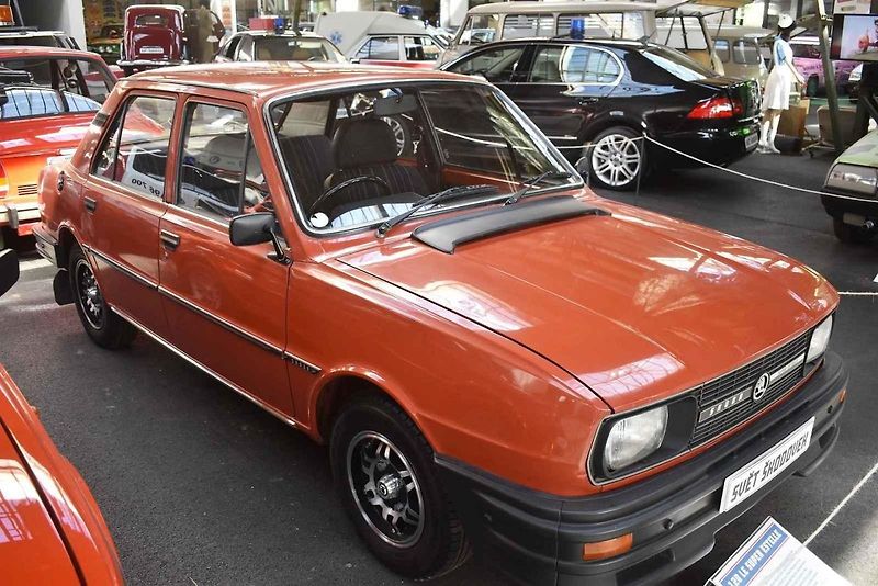 Škoda Super Estelle - verze pro Velkou Británii