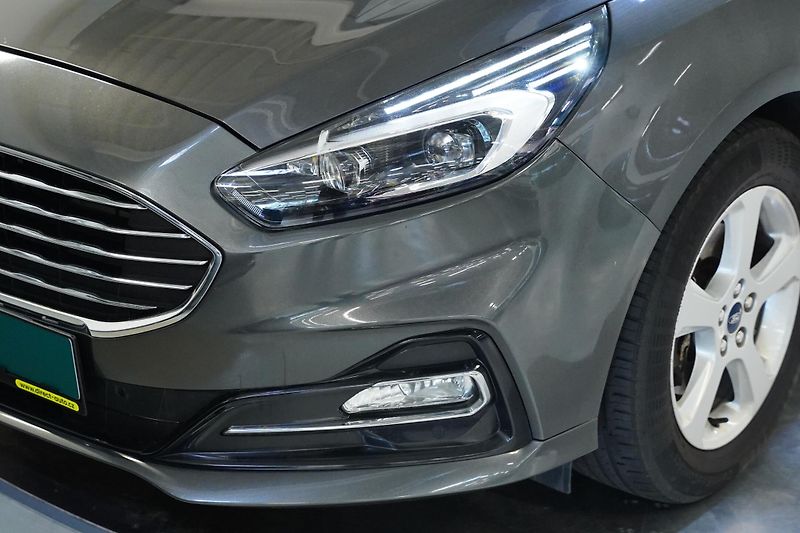 Ford S-MAX - fotka 9 z 25