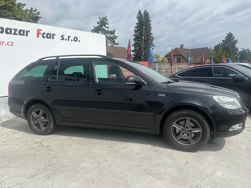 Škoda Octavia (2012) 1.2TSI DSG - fotka 4 z 25
