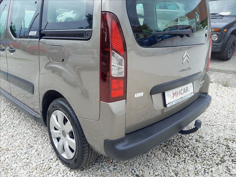 Citroën Berlingo 1,6 HDI 84kW - fotka 14 z 42