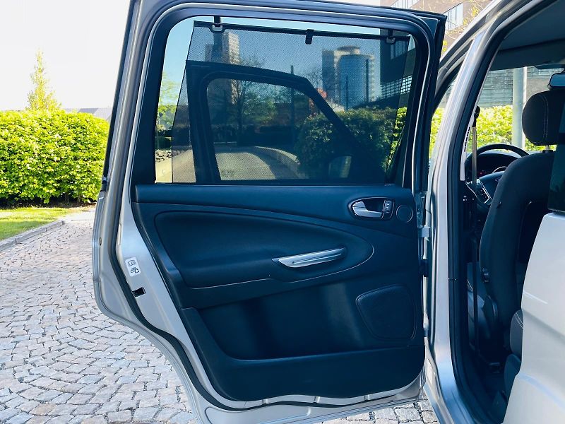 Ford Galaxy 2.0TDCi MANUÁL 7 MÍST VÝHŘEV - fotka 36 z 49