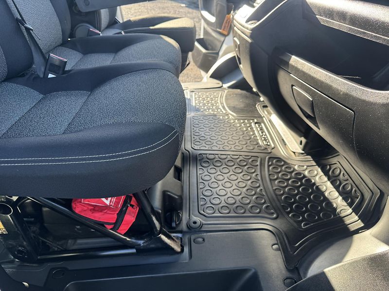 Fiat Ducato 2.3,7míst,klima,TZ:3t,DPH - fotka 31 z 43
