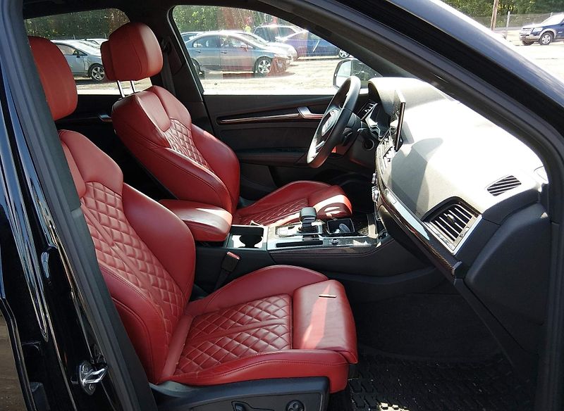 Audi SQ5 (2023) Auto na cestě - fotka 7 z 9