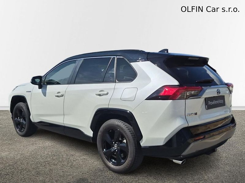 Toyota RAV4 Selection 2,5 HEV 4x2 - fotka 7 z 24