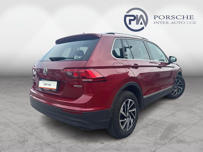 Volkswagen Tiguan 2.0TDI 110KW 4x4 DSG NOVÝ MOTO - fotka 2 z 20