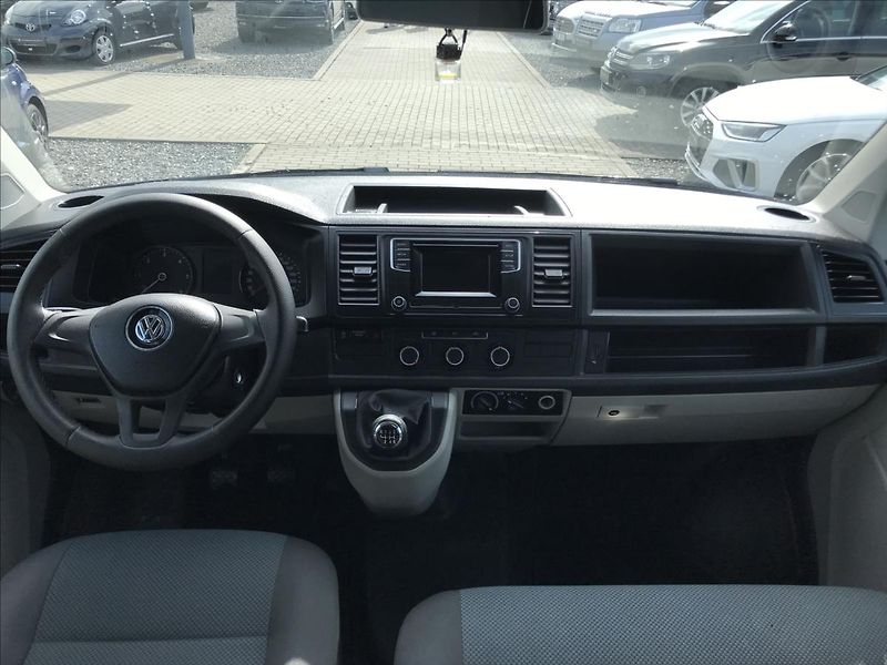 Volkswagen Transporter 2,0 - fotka 13 z 17
