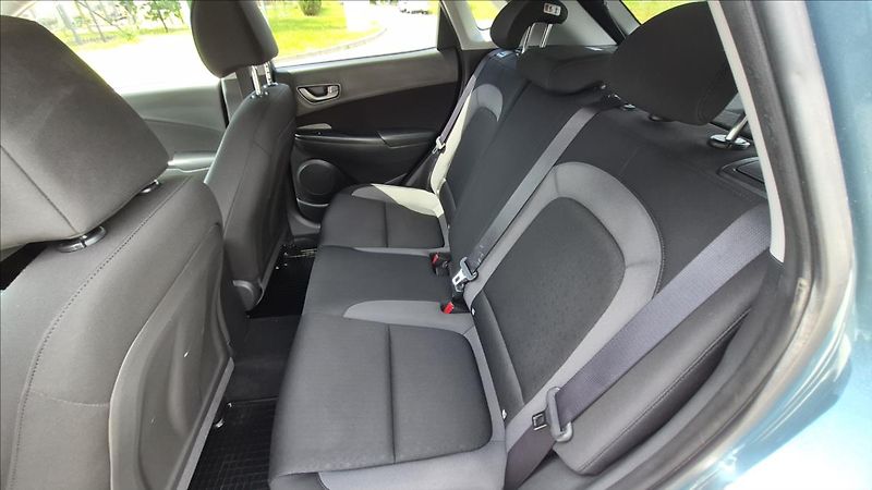 Hyundai Kona 1,6 T-GDI Style 4x4 DCT DPH CZ - fotka 10 z 21