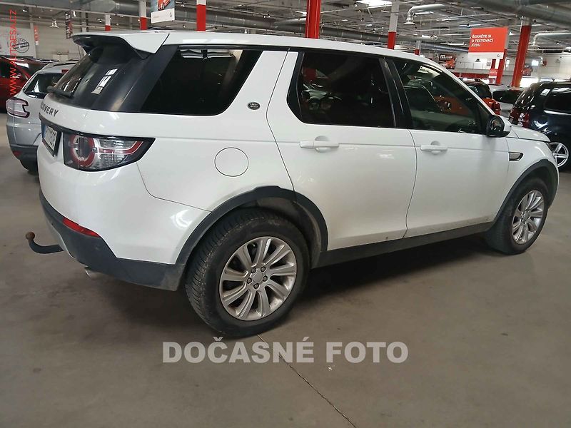 Land Rover Discovery Sport (2016) 2.0TD4 HSE 4WD, AT, navi - fotka 2 z 3