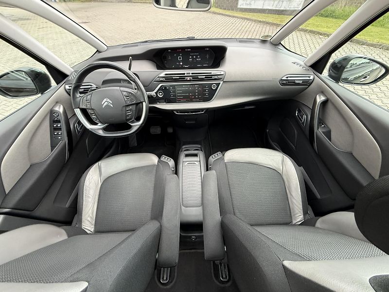 Citroën Grand C4 SpaceTourer 2.0 HDI 110kW aut. 7 míst - fotka 10 z 22