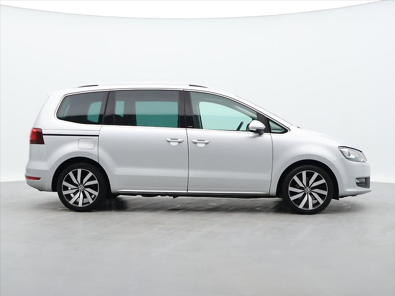 Volkswagen Sharan 2,0 TDI 135kW Comfortline DSG - fotka 8 z 39