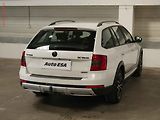 Škoda Octavia (2015) 2.0 TDi 4x4, ČR, DSG, bixen - náhled 6