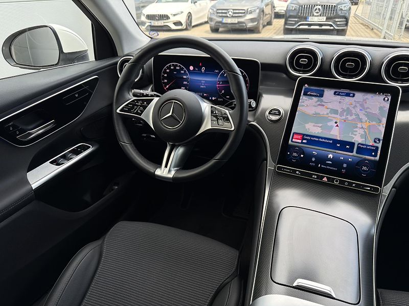 Mercedes-Benz GLC GLC 220 d 4M Avantgarde - fotka 13 z 28