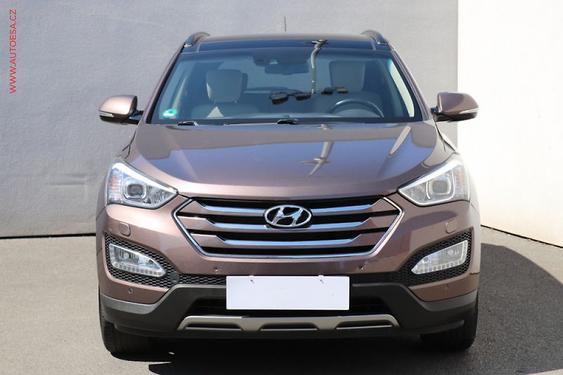 Hyundai Santa Fe (2014) 2.2 CRDi Grand 4WD, Premium - fotka 2 z 3