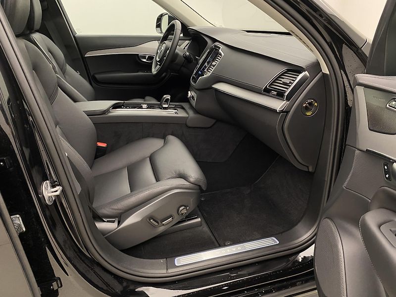 Volvo XC90 B5 AWD BRIGHT PLUS AUT 7m - fotka 24 z 58