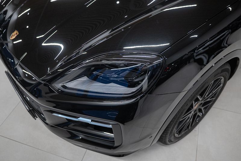 Porsche Cayenne (2025) S COUPÉ 4.0 V8 349KW VZDUCH TZ - fotka 5 z 52