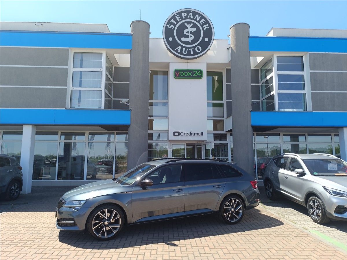 Škoda Superb 2,0 TDi DSG 4x4 SportLine