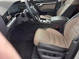 Volkswagen Touareg (2023) 3.0 V 6 TDi R-Line - náhled 33