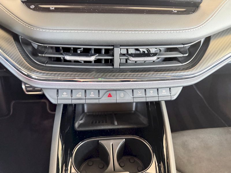 Škoda Enyaq (2024) Sportline 85 210 kW / 82 kWh - fotka 19 z 29