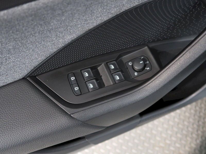 Škoda Octavia (2025) TOP SELECTION 2.0TDI 110KW DSG - fotka 39 z 42