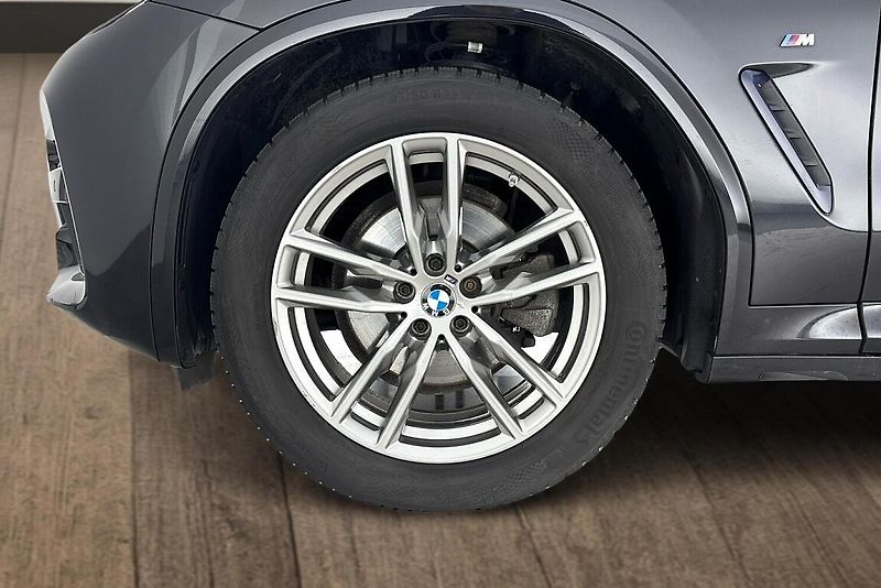 BMW X3 2.0i - fotka 6 z 26