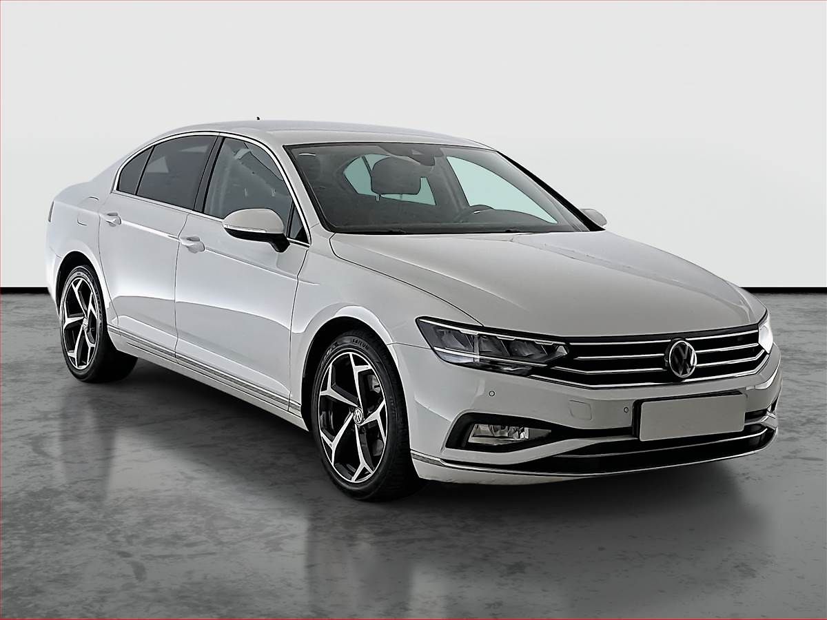 Volkswagen Passat 1.5 TSI, Automat, Kůže, Navi
