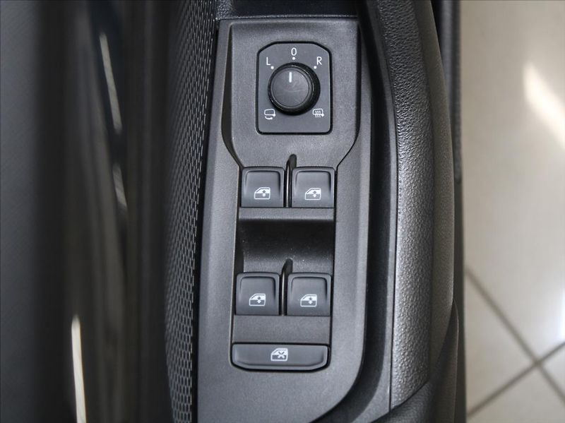 Škoda Octavia 2,0 TDi MT Ambition 47tkm. ČR - fotka 16 z 23