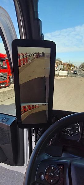 Mercedes-Benz Actros (2020) 2530 6x2 chlaďák EURO 6 - fotka 19 z 24