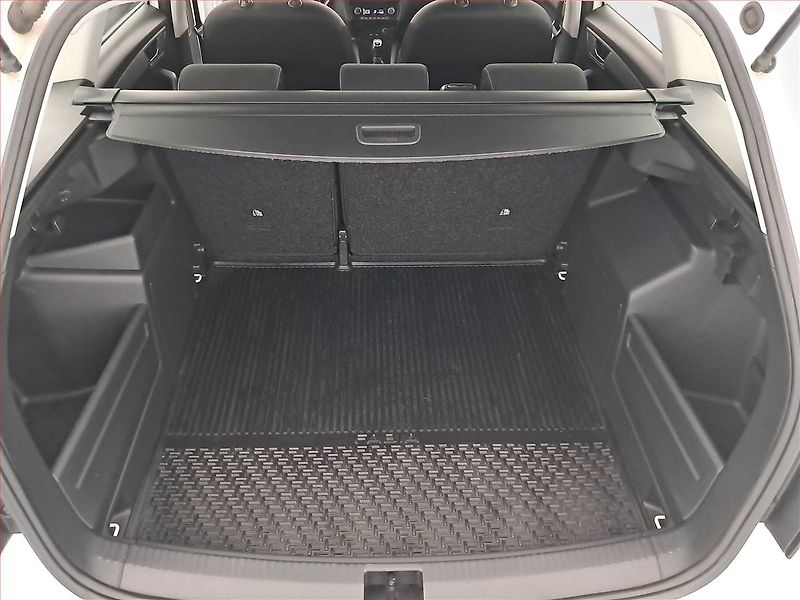 Škoda Fabia (2018) Style 1.0 TSI, Serv.kniha - fotka 14 z 16