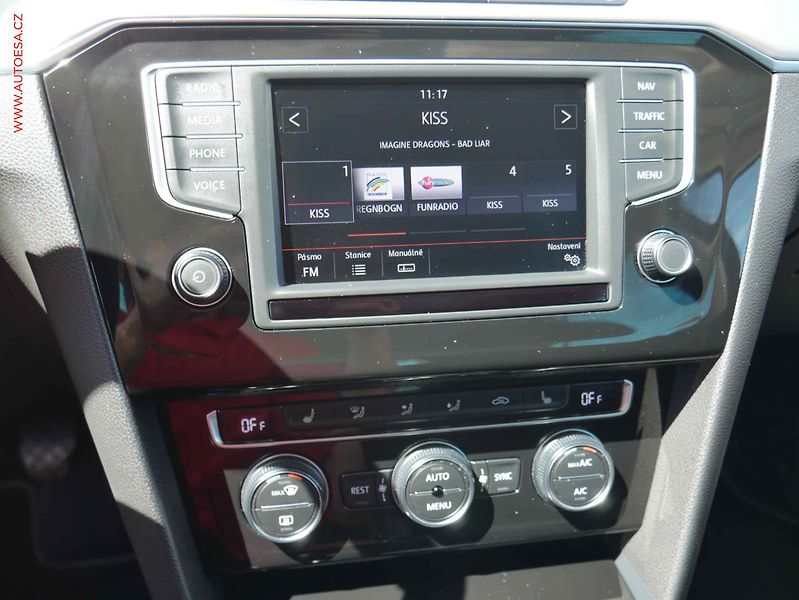 Volkswagen Passat (2015) 2.0TDi, LED - fotka 11 z 15