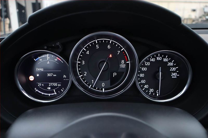 Mazda MX-5 (2023) 2.0 - fotka 10 z 19