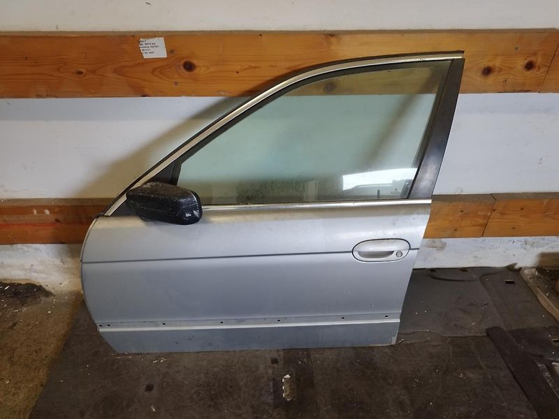 BMW Řada 5 5 E39 sedan boční dveře - fotka 9 z 11