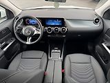 Mercedes-Benz GLA 180 d - náhled 16