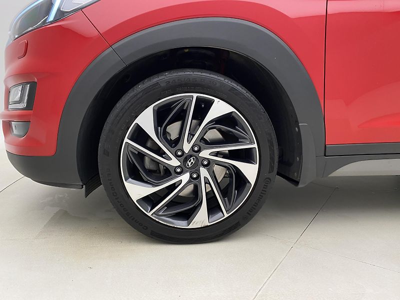 Hyundai Tucson 2.0CRDi 4x4 AUT PREMIUM CZ - fotka 37 z 64