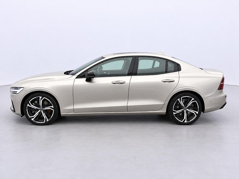 Volvo S60 2,0 B5 184kW Ultimate Dark DPH - fotka 4 z 31